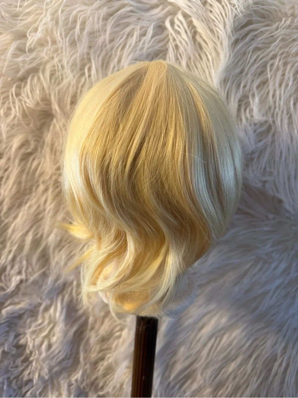 Blonde Short Layered Synthetic Wig for Women